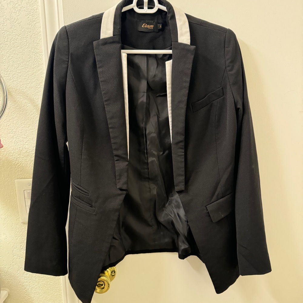 Etam fitted suit blazer short black and white collar